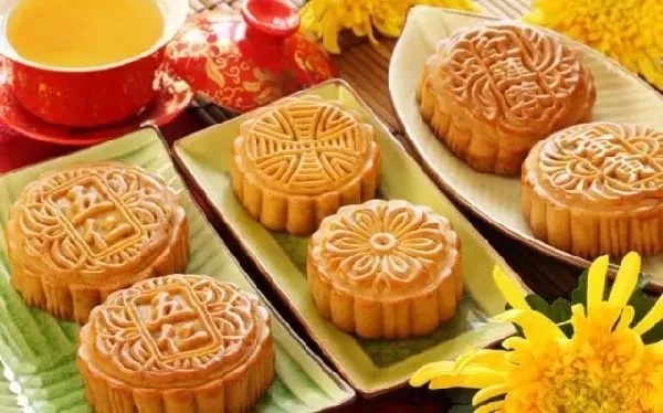A variety of mooncakes
